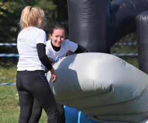 Jump and Run 2023 w Bydgoszczy. Bieg z dmuchanymi przeszkodami przyciągnął tłumy