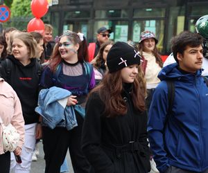 Kosmiczny korowód studencki przeszedł 9 maja ulicami Lublina