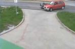 Wypadek w Prudniku - motocyklista uderza w fiata uno