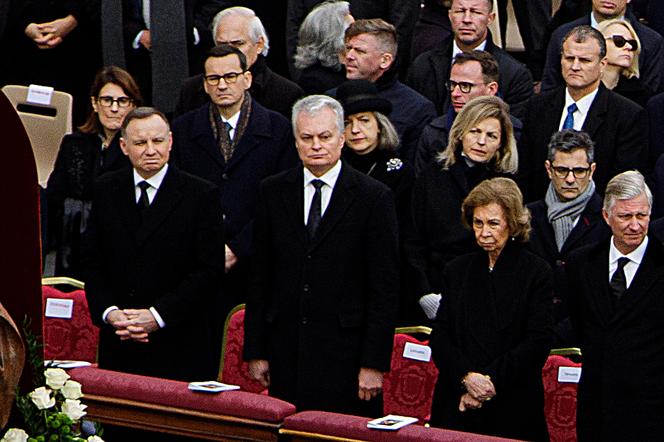 Polski prezydent złamał protokół na ceremonii pogrzebowej papieża-emeryta Benedykta XVI?