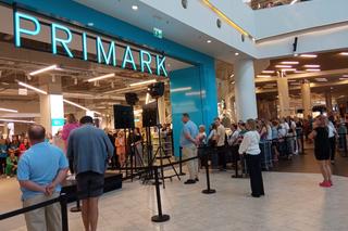 Primark we Wrocławiu oficjalnie otwarty! Kolejki do sklepu od samego rana [ZDJĘCIA]