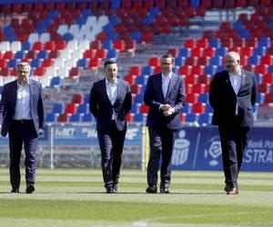 Premier Mateusz Morawiecki na stadionie Rakowa Częstochowa