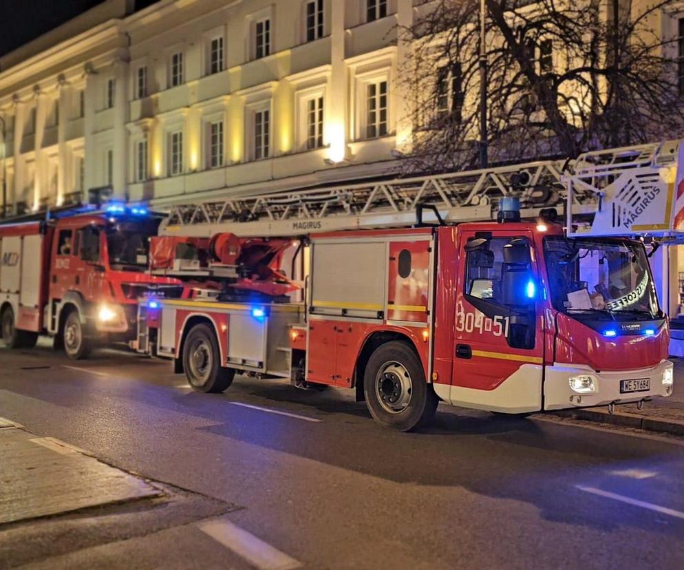 Warszawa. Pożar apteki na Nowym Świecie! Na miejscu pracowały trzy zastępy gaśnicze