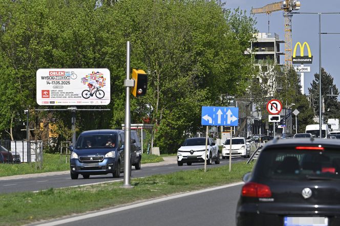 "Ulubiony" fotoradar warszawskich kierowców ponownie zniszczony. Działał 24 godziny