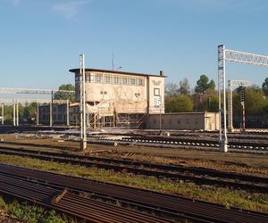 Bytom: Rozpoczął się remont historycznej nastawni kolejowej. Dostanie drugie życie