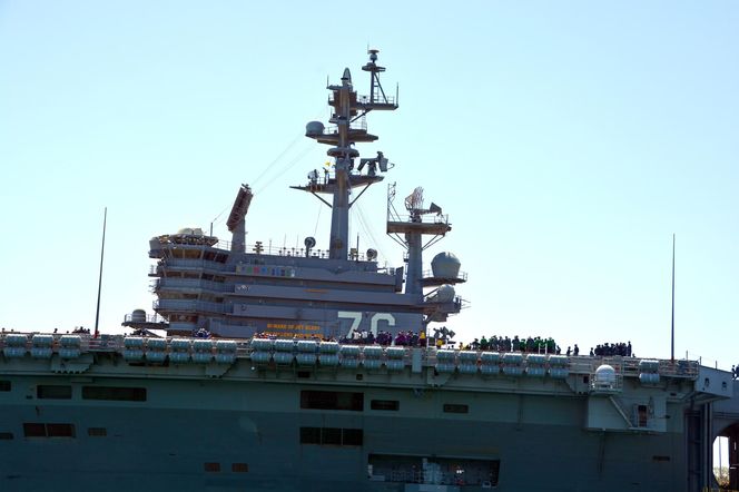 Gdy trzeba wyżywić 5-tysięczną załogę lotniskowca “Nimitz”