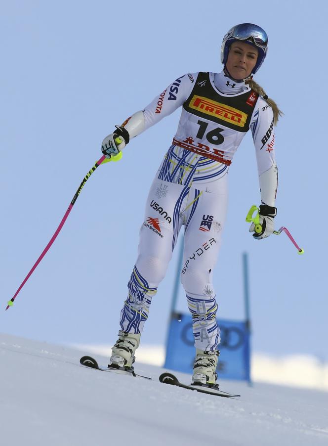 Upuścił kijek dla tej pupy