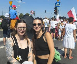 Tłumy na defiladzie wojskowej w Warszawie