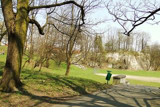 Kraków: Rewitalizacja parku Bednarskiego budzi coraz więcej kontrowersji