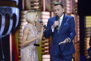 Gwiazdor TVP szykuje się do zmiany pracy? Adam Giza rozsyła laurkę o sobie. Sympatyczny prezenter