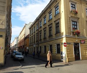 To jeden z najpiękniejszych budynków w Krakowie. Mieszkali w nim Henryk Sienkiewicz i Józef Piłsudski