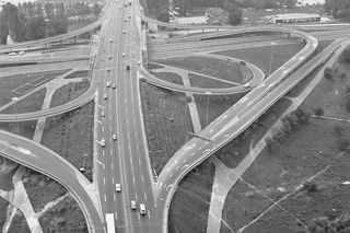 QUIZ PRL. Budujemy drugą Polskę! Czy pamiętasz wielkie budowy z czasów Edwarda Gierka?