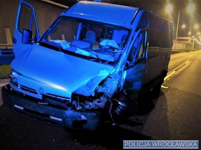 W nocy jechał autostradą bez świateł i pod prąd