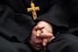 Niemal pół miliona ofiar księży pedofilów! Komentarz biskupów może szokować