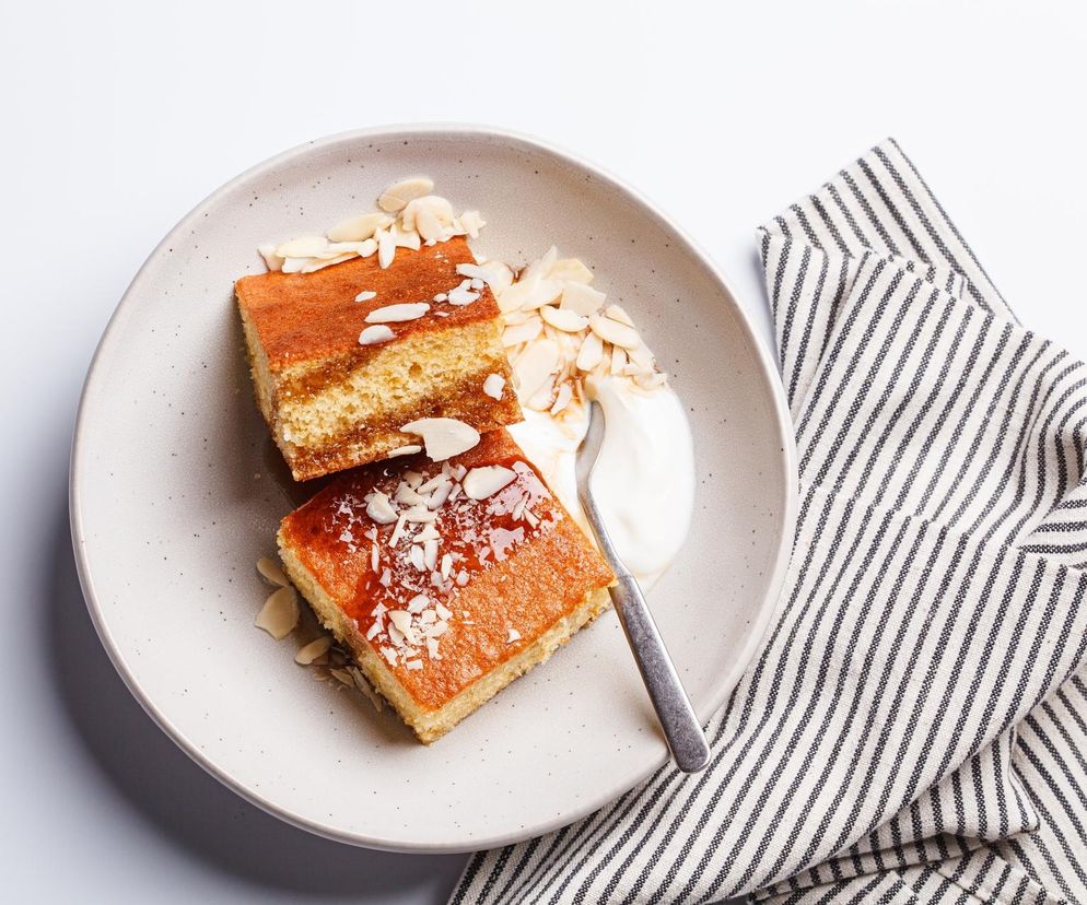 Wilgotne, puszyste i pełne smaku. To ciasto to cytrynowy zawrót głowy