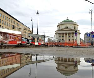 Prace budowlane na pl. Trzech Krzyży