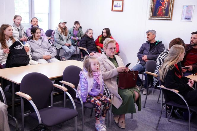 Siatkarze KPS-u z medalami na szyi, dziękowali kibicom za udany sezon