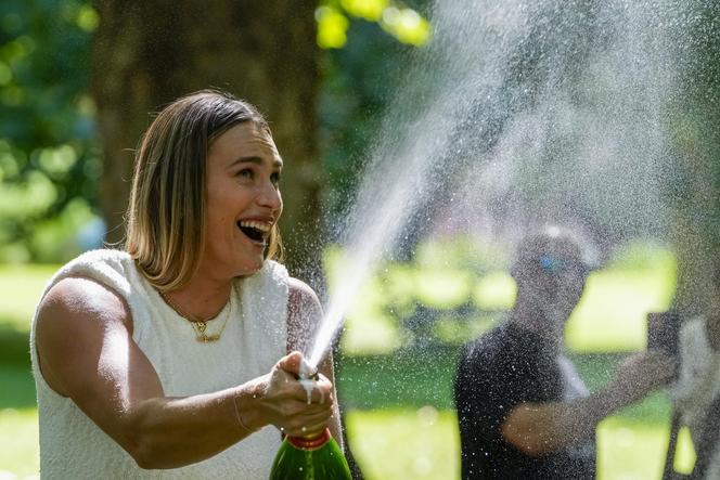 Aryna Sabalenka świętuje zwycięstwo w Australian Open