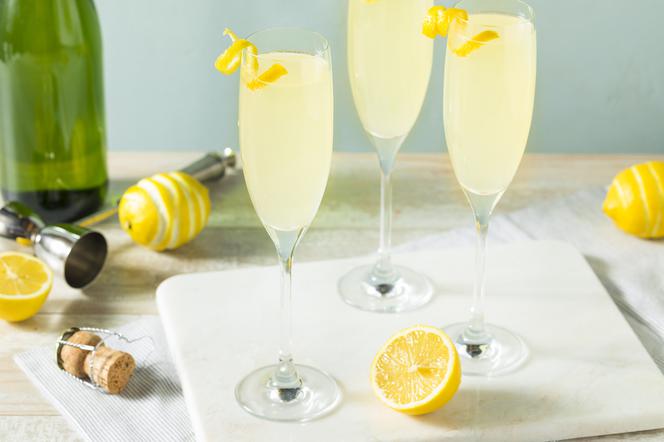 French 75: przepis na koktajl na szampanie