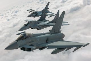 Hołd dla bohaterów Bitwy o Anglię