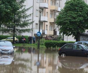 Wielka woda wdzierała się do domów. 14 lat temu Kraków i Małopolska walczyły z powodzią