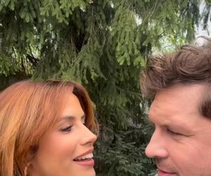 M jak miłość nowy sezon. Kama (Michalina Sosna), Marcin (Mikołaj Roznerski) na planie