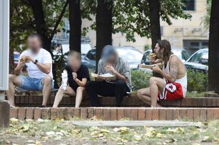 Radzimir Dębski umówił się ze znajomymi na burgera