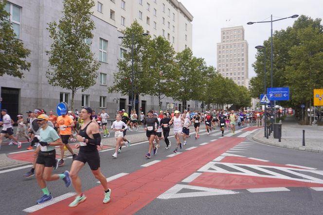 Uczestnicy Maratonu Warszawskiego 2025