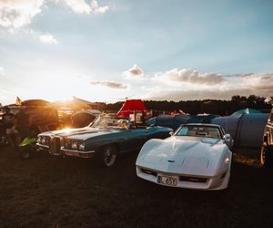 Tesla Cybertruck po raz pierwszy w Polsce! Zobacz futurystyczny pojazd na American Cars Mania 2025