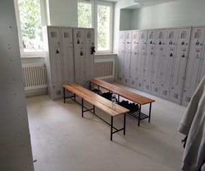 Przez lata ŚDS w Siedlcach działał w dwóch lokalizacjach, teraz już oficjalnie funkcjonuje w jednym miejscu, w budynkach dostosowanych do potrzeb osób z niepełnosprawnościami. 