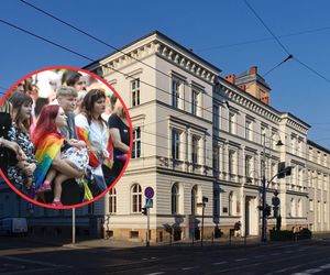  Afera w VIII LO w Katowicach. Kontrowersyjne książki o LGBT+ w bibliotece