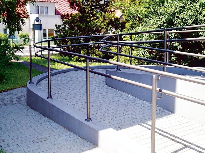 Podjazd dla wózka inwalidzkiego