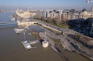 Znana europejska stolica pod wodą? Poziom Dunaju najwyższy od dekady