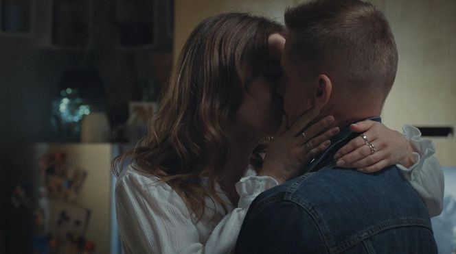 M jak miłość, odcinek 1875. Franka (Dominika Kachlik), Paweł (Rafał Mroczek)