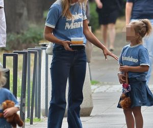 Agnieszka Kaczorowska. Tańcząca z córkami
