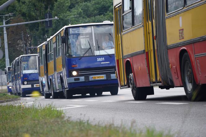 Zlot zabytkowych autobusów 2021 w Bydgoszczy