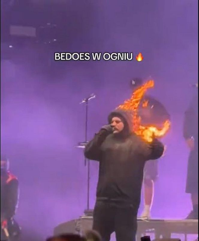 Bedoes płoną na scenie. Nagrania z koncertu mrożą krew w żyłach
