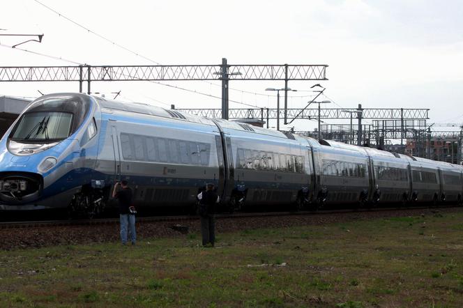 Mojego męża zabiło pendolino.