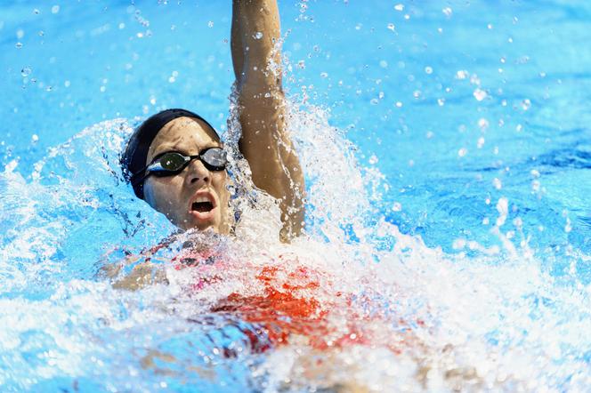 Skurcz mięśni podczas pływania. Jak zapobiegać skurczom mięśni w wodzie?