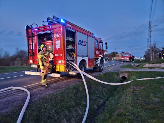 Pożar zakładu stolarskiego w Parszowie 30-03