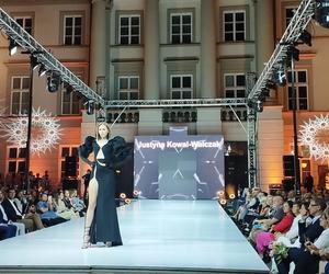 RADOM FASHION SHOW