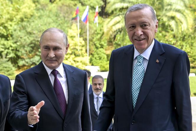 Prawdziwy Putin na spotkaniu z Erdoganem, sobowtór miał wolne