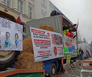 Protest rolników w woj. lubelskim. Rolnicy już czekają w Lublinie. Mamy zdjęcia!