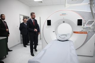 Kosiniak-Kamysz w Krakowie. Szpital wojskowy zyskał nowoczesny tomograf z KPO