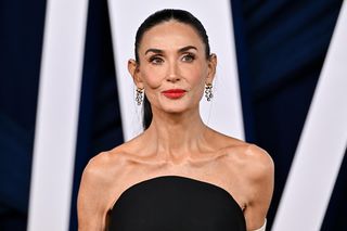 Demi Moore zachwyca na czerwonym dywanie. 63-latka w świetnej formie