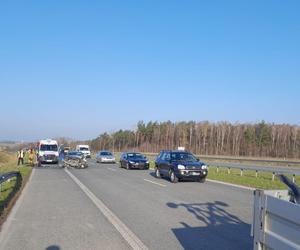Utrudnienia na S17 w kierunku Lublina. Jeden pas ruchu jest zablokowany 