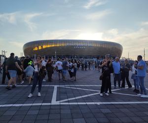 Dawid Podsiadło i jego kolekcja ciuchów na koncertach stadionowych