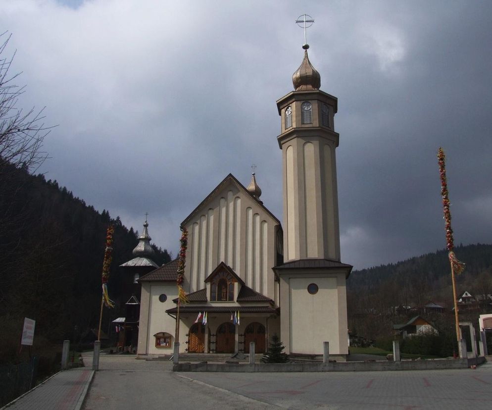 Ksiądz wskazał wiernym na kogo mają głosować. Straszył ich sądem Bożym