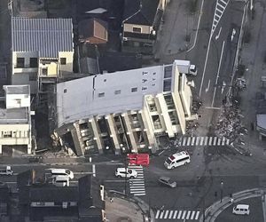 Szokujące zniszczenia w Japonii po trzęsieniu ziemi. Liczba ofiar rośnie