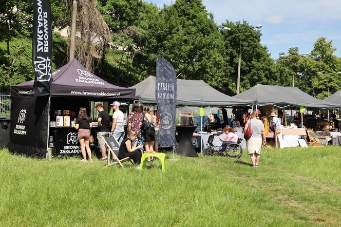 Pierwszy tegoroczny „Brunch pod chmurką” w Lublinie za nami. Było dobre jedzenie, muzyka i prelekcje